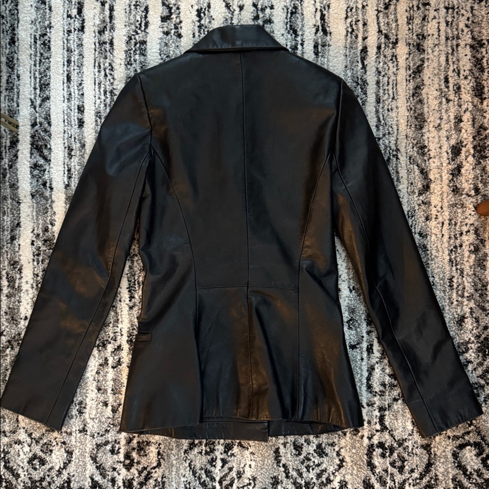 Gorgeous Vintage Joie leather blazer - Picture 5 of 7